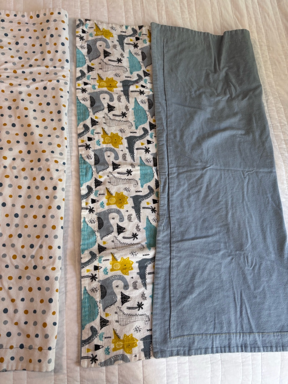 Baby Dino Blankets - Picture 4 of 4